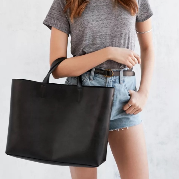 Silence + Noise Jule Oversized Tote Bag - Picture 6 of 9